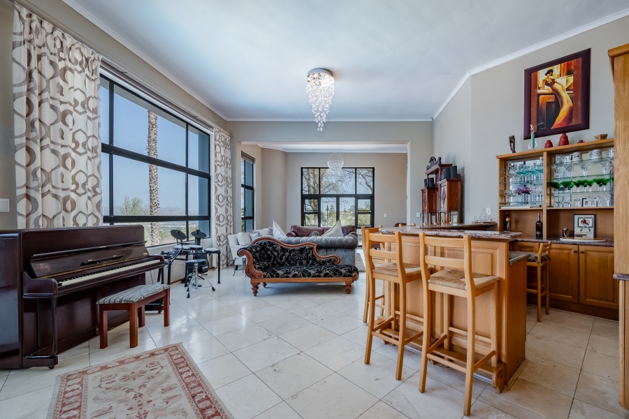 4 Bedroom Property for Sale in La Concorde Western Cape